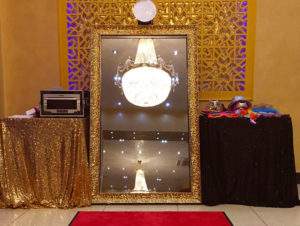 Event Star Photobooth - Mirror Booth Screen